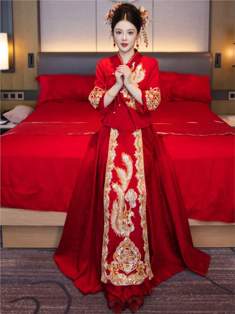 

New Chinese-style wedding dress thin toasting bridal gown with a sense of style