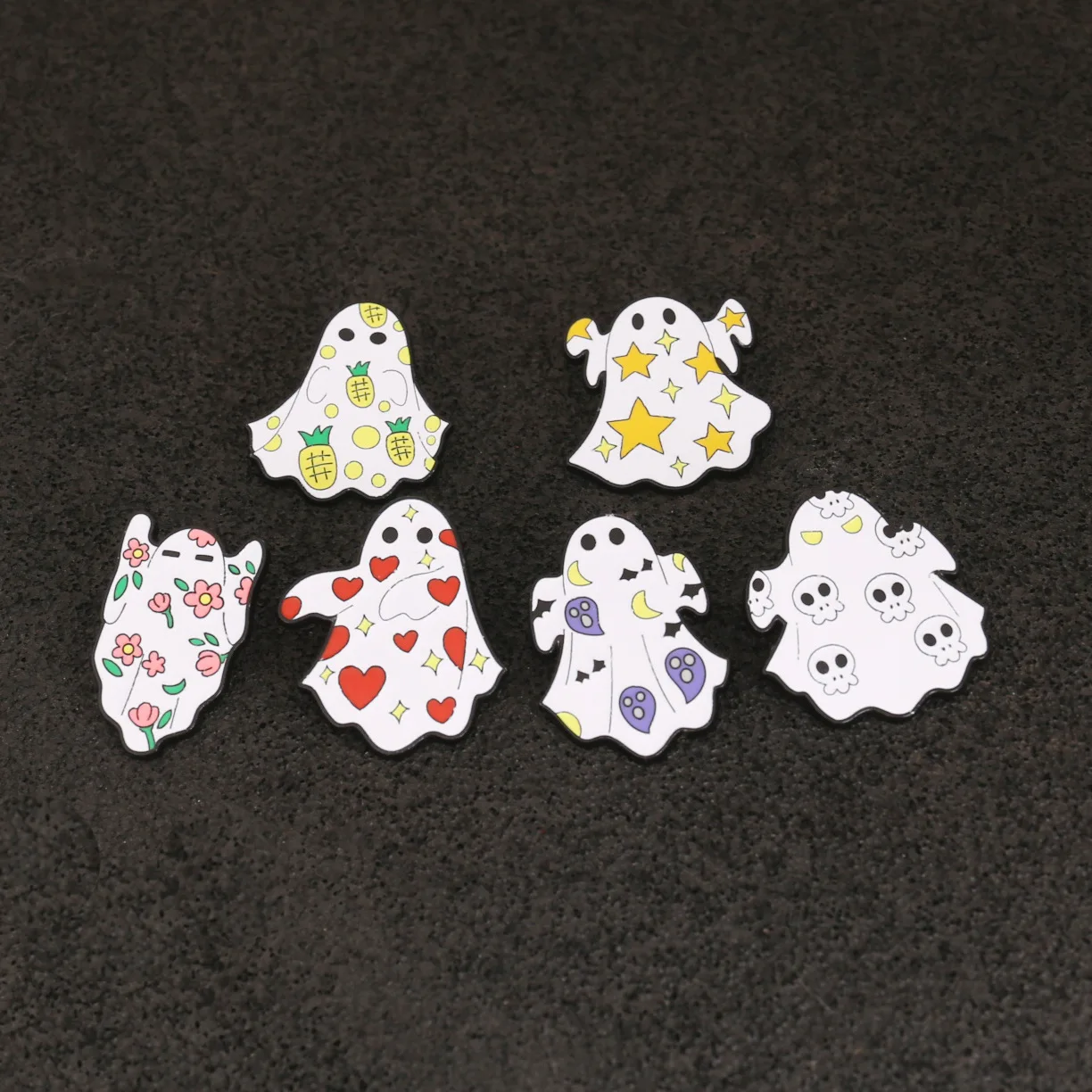 Cross border creative new Halloween series badge cute ghost shaped metal brooch cartoon funny accessories