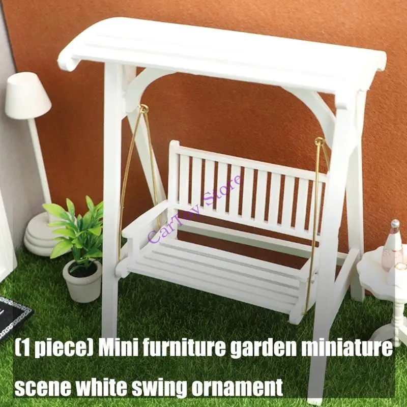 كرسي أرجوحة صغير ذو طابع خشبي واقعي لمساحات اللعب التظاهرية وعروض الرف الزخرفية