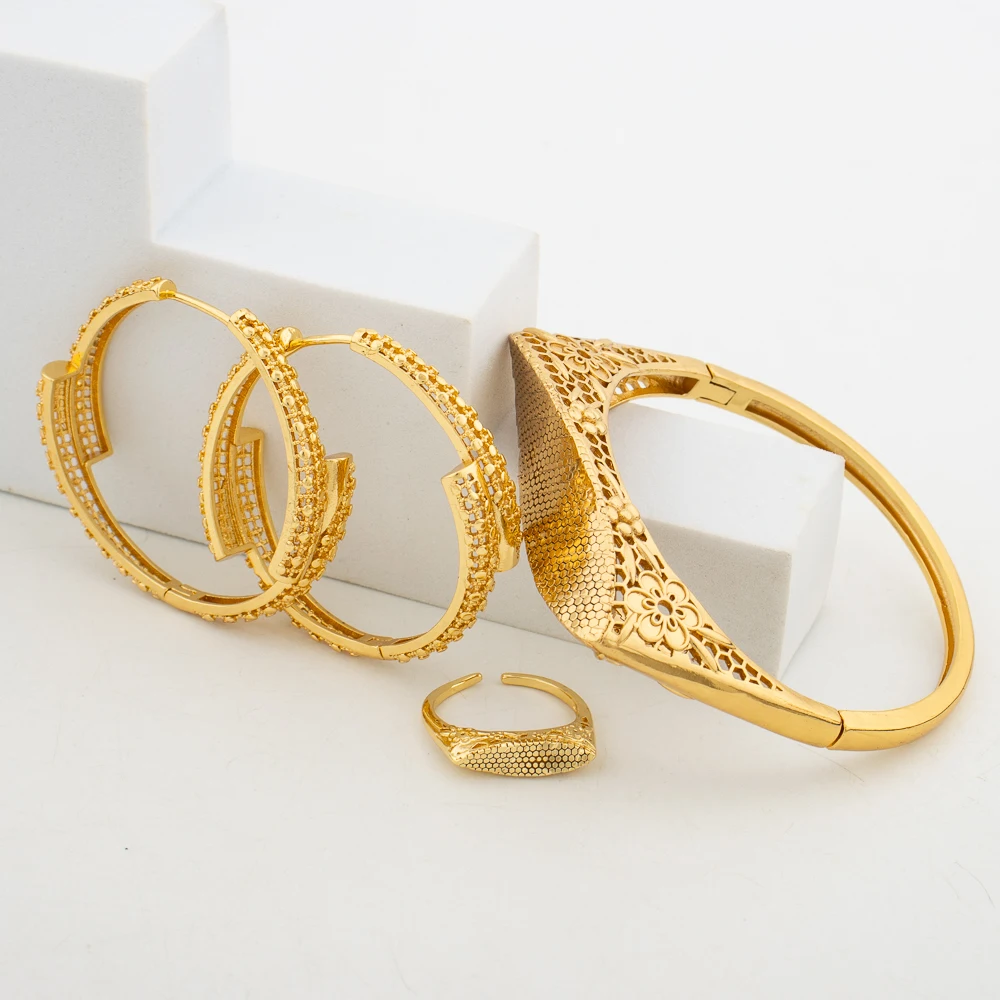 

Nigerian Gold Color Hoop Earrings and Bangle Jewelry Ladies Exquisite Hollow Out Design Earrings Bracelet Ring Jewelry Set Gifts