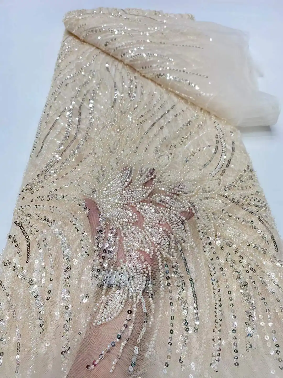 أحدث الترتر الأفريقي الخرز أقمشة الدانتيل 2025 شمسيّة دانتيل عالية الجودة المواد الفرنسية النيجيري حبة أقمشة الدانتيل للنساء الطرف