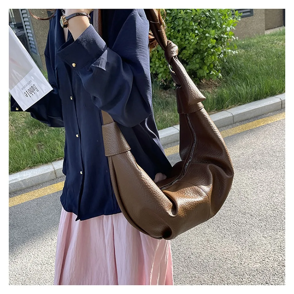 Fashion Tote Bag Crossbody Bag Hobo Bag Ruched Dumpling Bag Spring New Arrival For Campus Use Daily Commuting Fashion Accessory