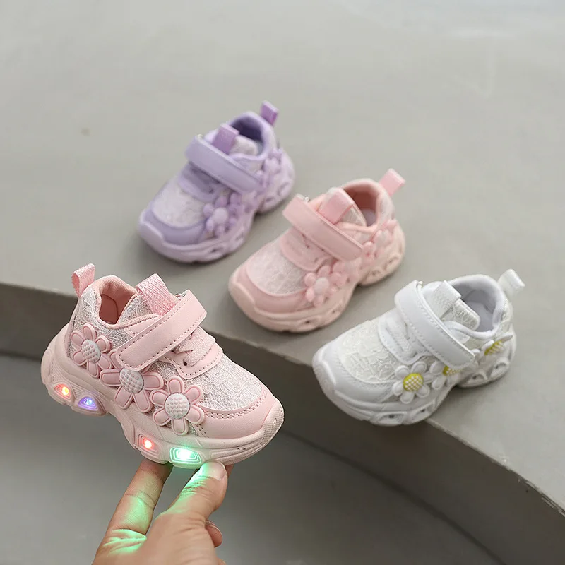 Glowing Dad Shoes Kids Spring Autumn Girls Boys Soft-Soled Running Shoes Breathable Baby Sneakers Everyday School Wear Children