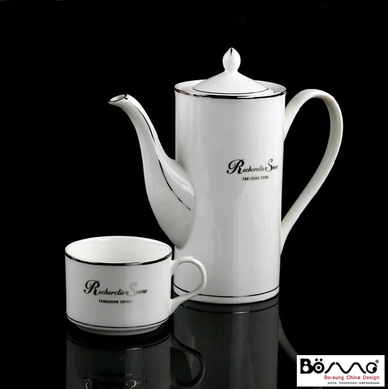

Exquisite Bone China Couple Coffee Cup and Plate Set Coffee Pot Bone China Tableware Gold Edged Coffee Cup
