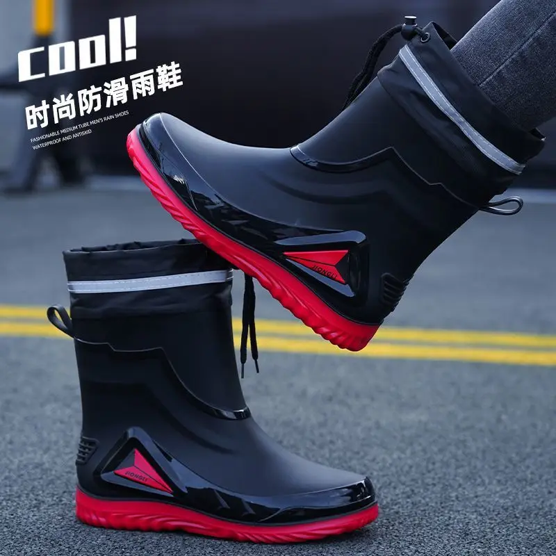 New ，Rain Boots Men\'s Waterproof Drawstring Rain ，Shoes Velvet Padded Suit， Warm Non-Slip Flat Fashion Take-out Rider Rain Boots