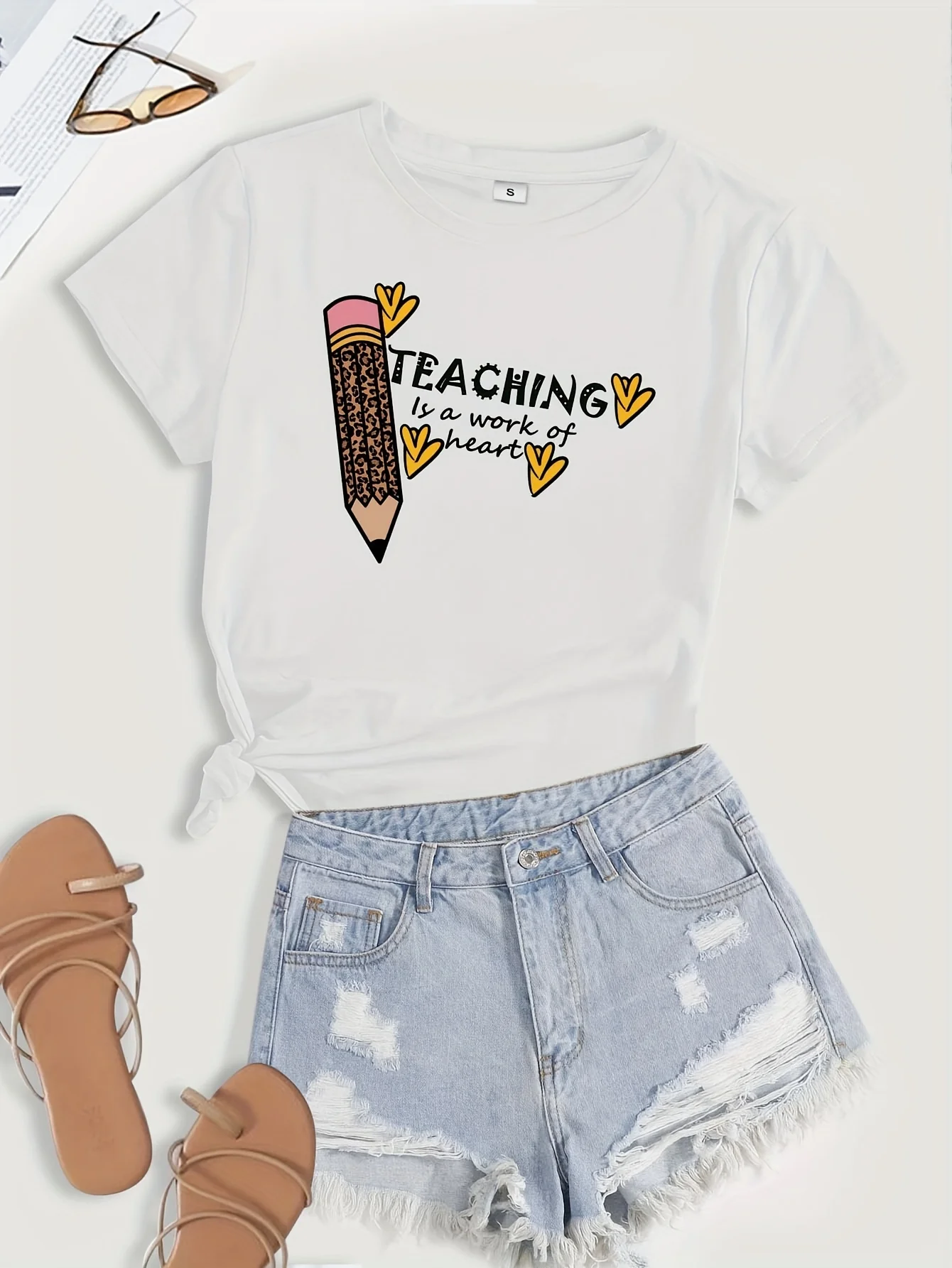 

Womens Fashionable Letter Print T-Shirt - Short Sleeve, Crew Neck, Lightweight & Breathable - Perfect Casual Top for Summer