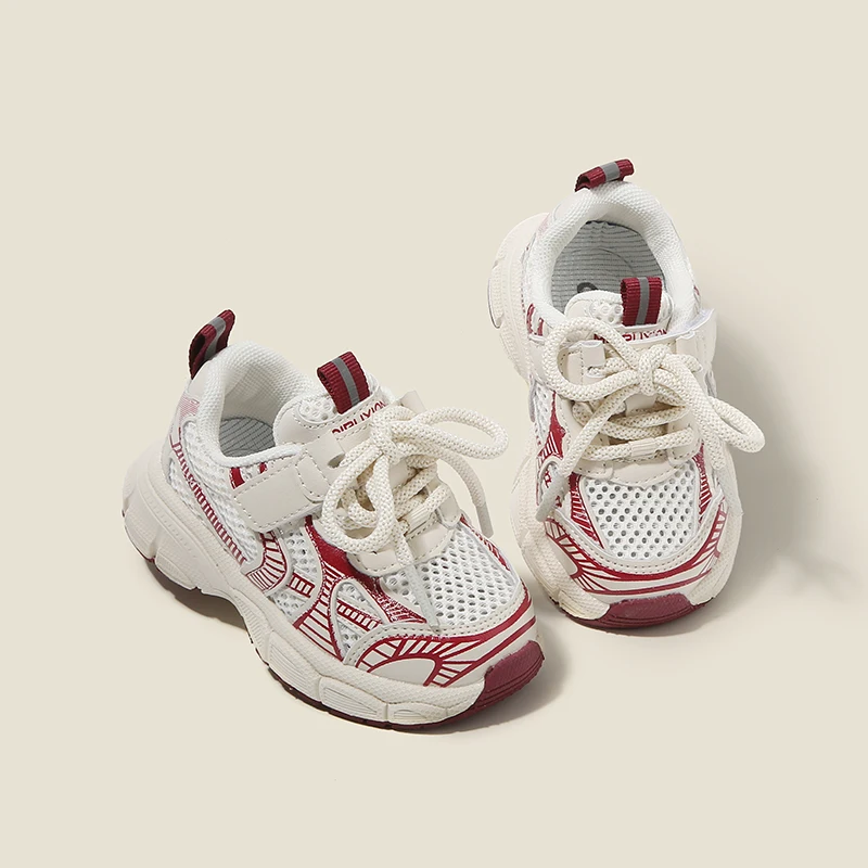 

Детская дышащая спортивная обувь на весну и лето; модно для мальчиков и девочек.