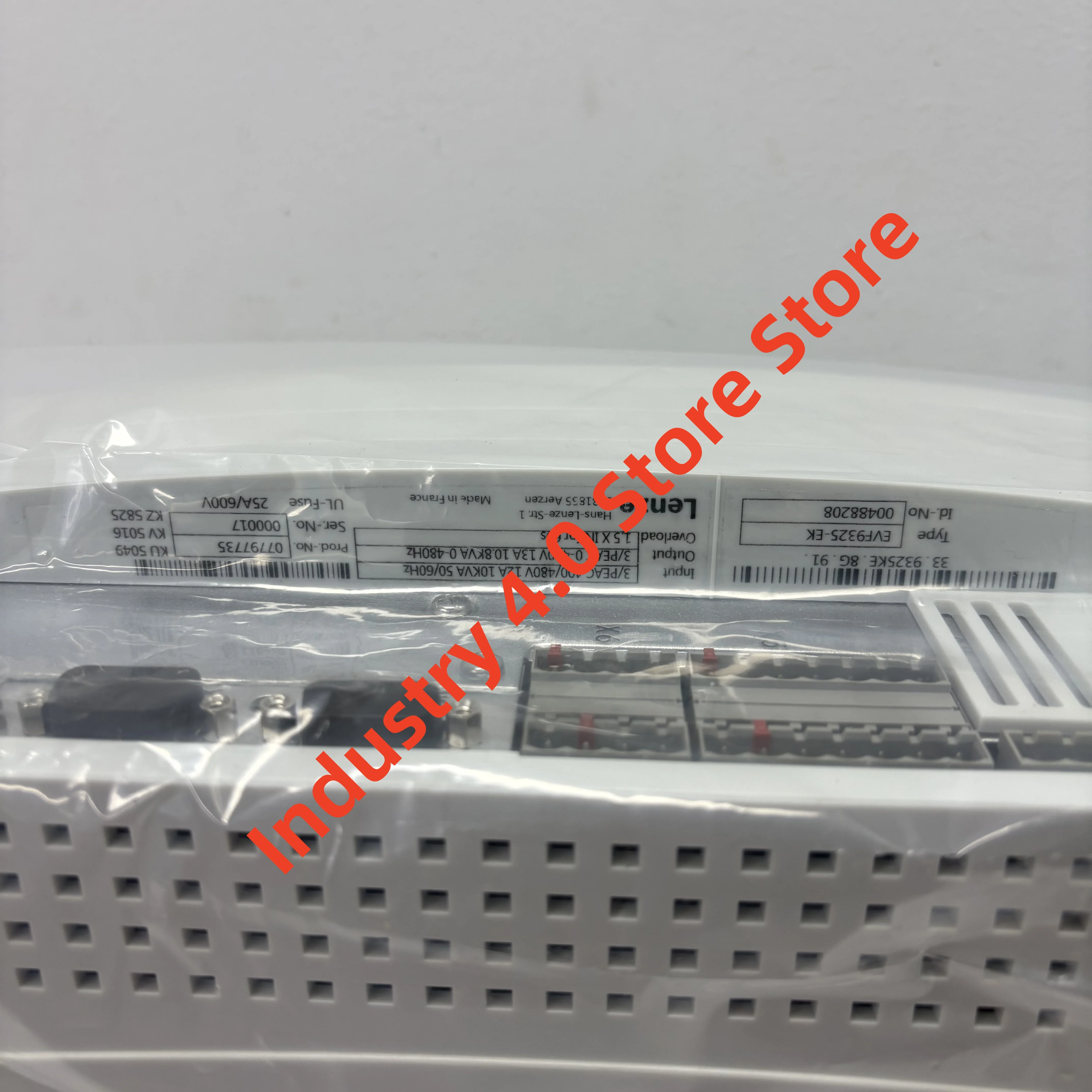 상자에 새 제품 EVS9325-EIV907 EVS9325-EIV004 주파수 변환기 EVF9325-EVV004