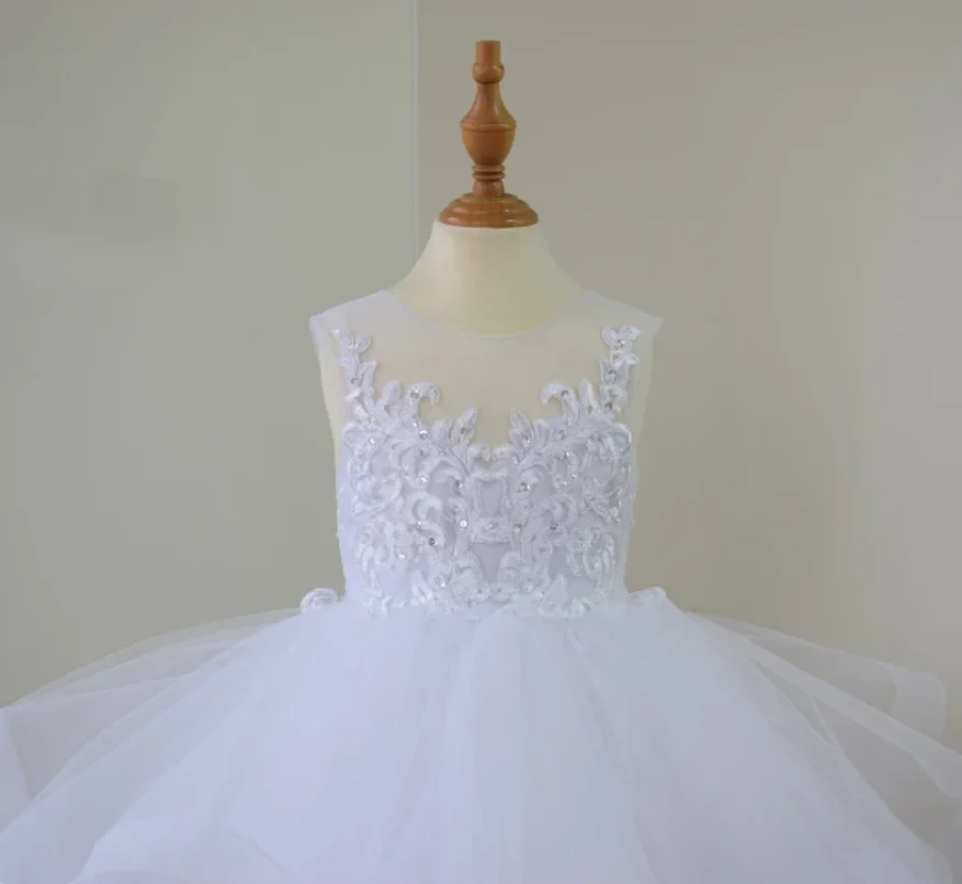 Beauty Flower Girl Dresses White Lace Appliques Floral Princess Pageant Gowns Ball Gown First Communion Dresses