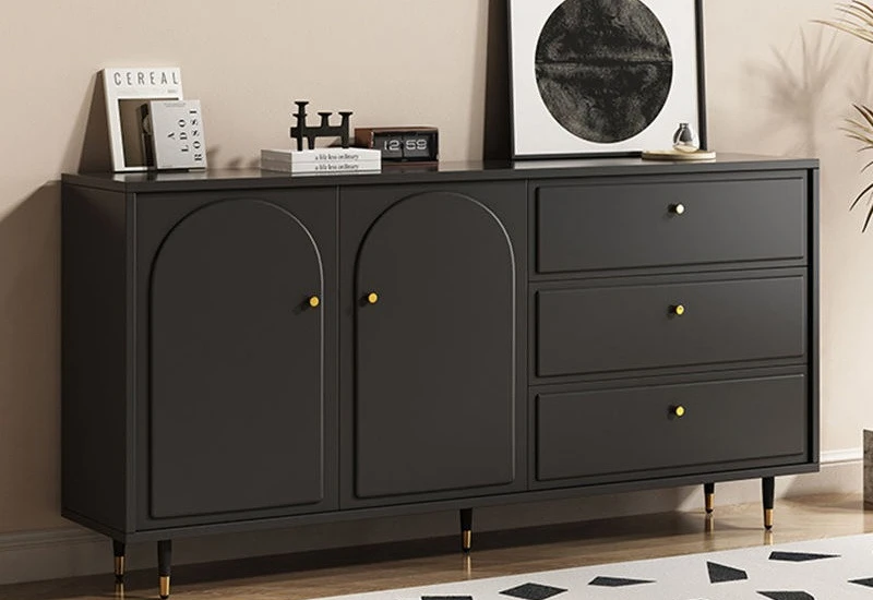 صندوق من الخشب الصلب، غرفة نوم منزلية سوداء، تخزين شقة صغيرة