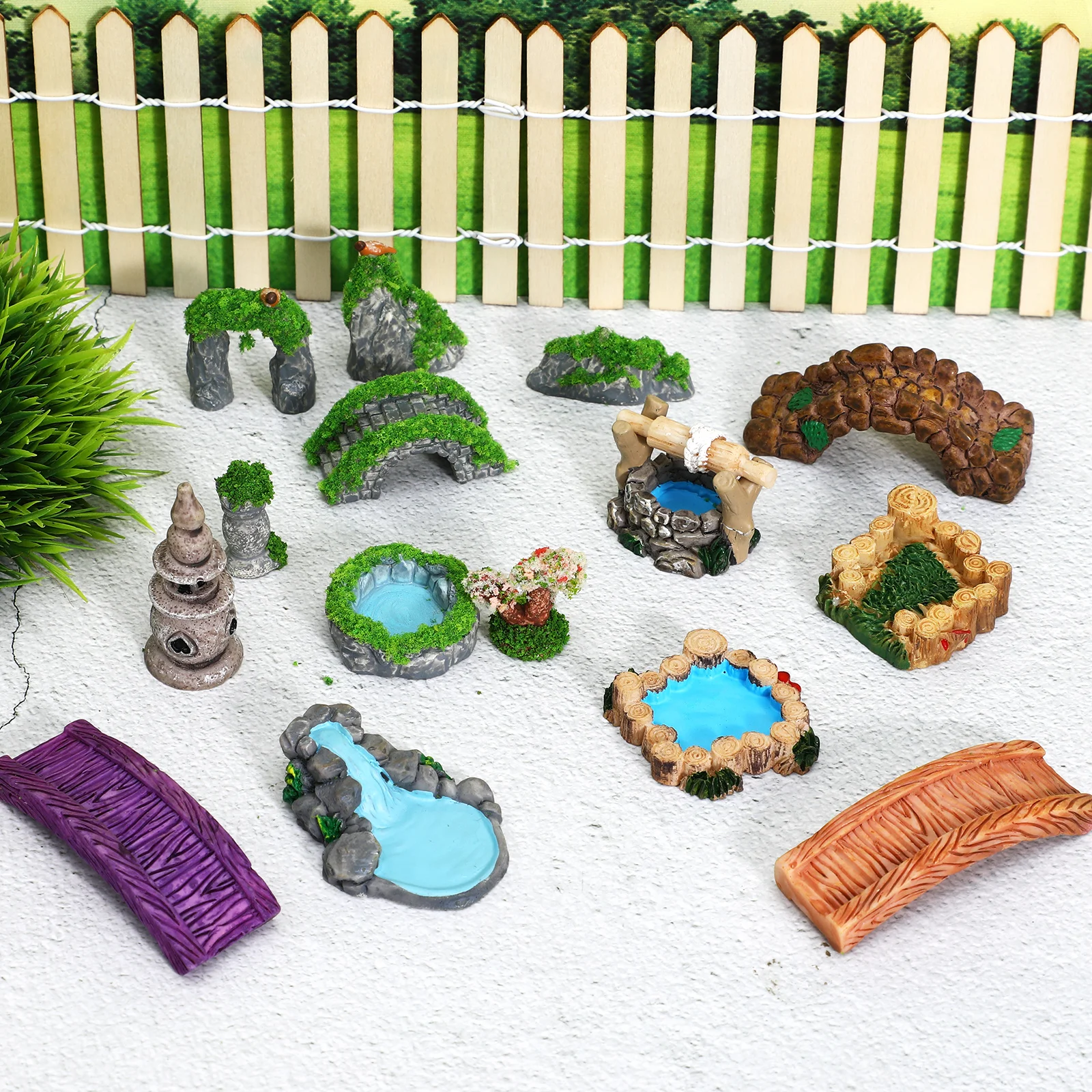 

15 Pcs Mini Garden Decorative Ornaments Handcrafted Resin Statues Terrarium Accessories Bonsai Landscape Decorations Small