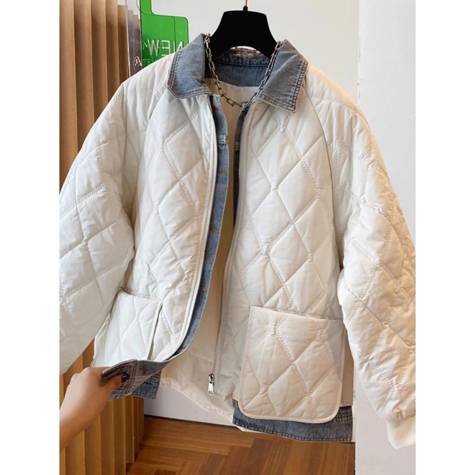 

Extra Large 300 Pou American Sle Heavyweight Denim Patchwork Fake Two-Piece Cotton Jaet Loose Diamond Outerwear for Me...