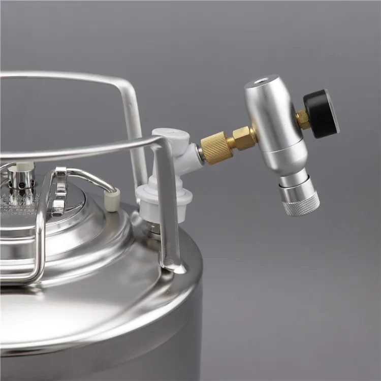 6L New Stainless Steel Ball Lock Cornelius Style Beer OB Keg With Draft Beer Tap and Co2 Regulator Homebrew Set