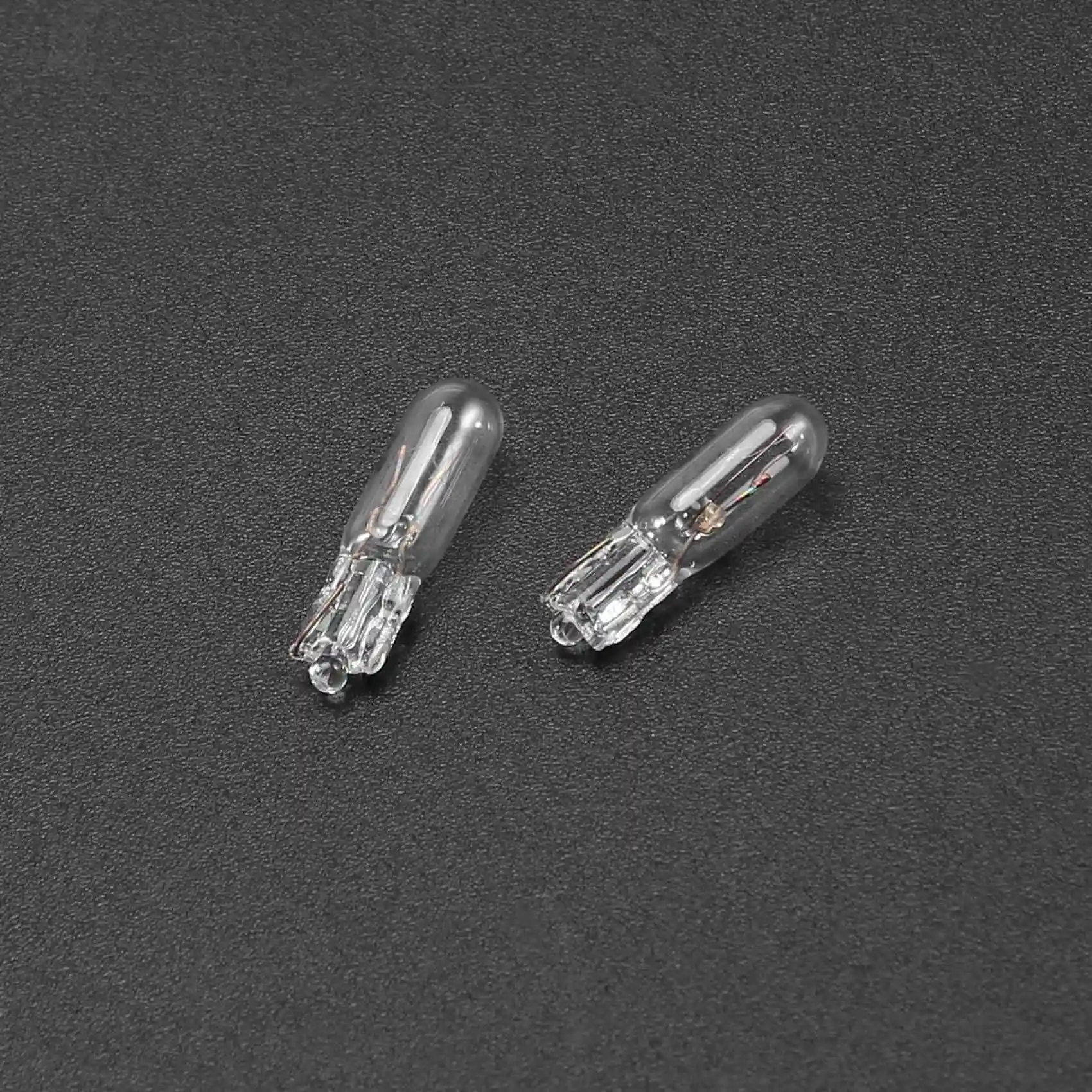 100PCS T5 286 Bulb Basic Miniature Bulb for License Plate Light Side Main in Car Light