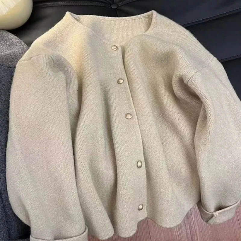

Round Neck Sweater Casual Sweater Women in Spring and Autumn New Korean Cardigan Wear Long-sleeved Loose Versatile Top