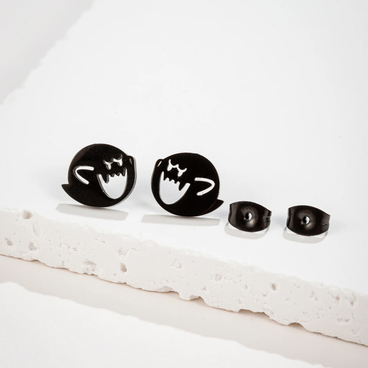 1 Pair Stainless Steel Cute Cartoon Earrings Stud Black Earrings Minimalist GED705