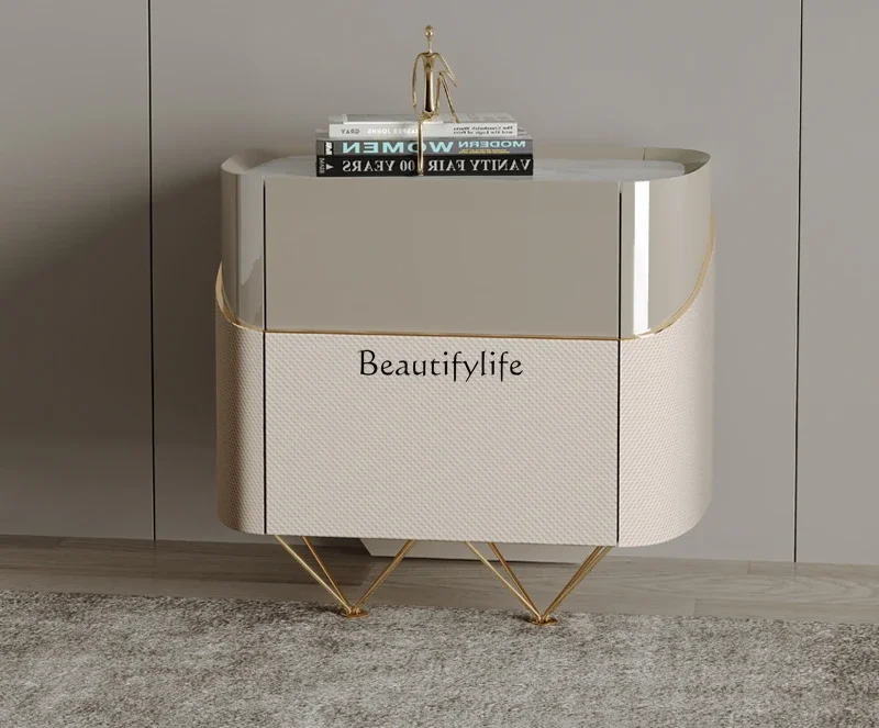 

Hong Kong-style light luxury bedside cabinet simple post-modern bedroom storage cabinet baking paint
