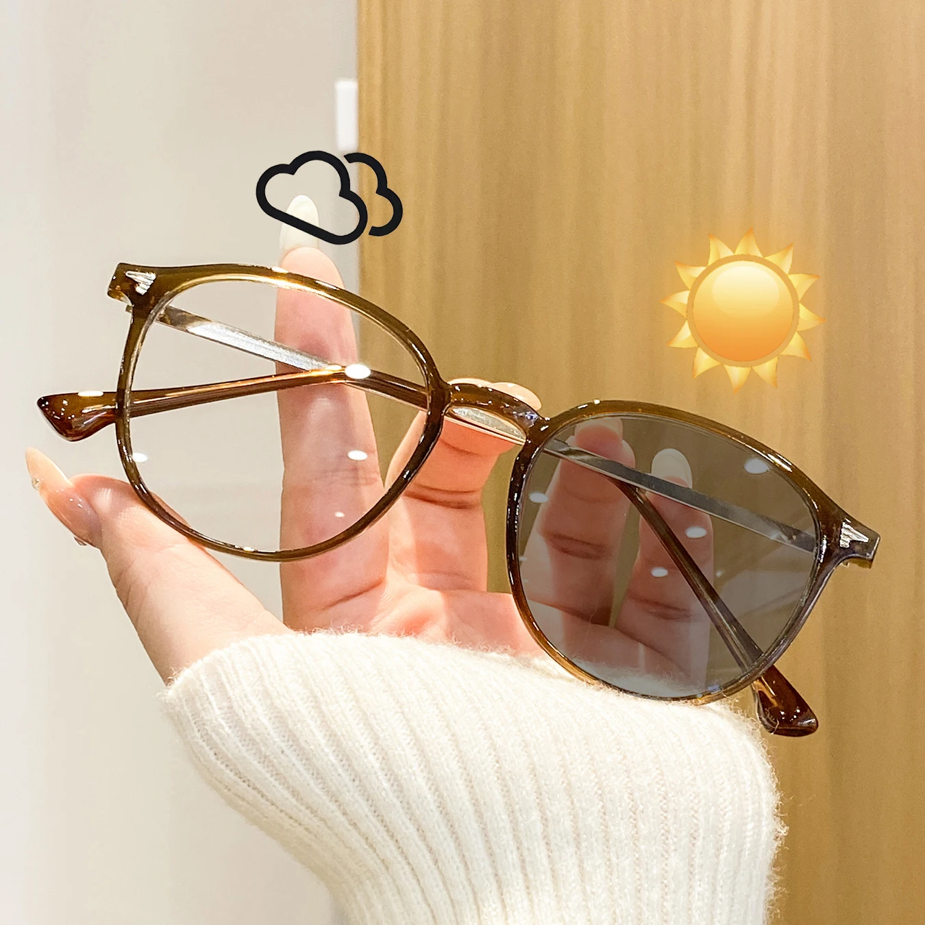 1 Pair of Women's Classic Round-Frame Photochromic Glasses, Transparent, Simple, Soft, Elegant, Casual, and Fashionable Women's Glasses, Suitable for Afternoon Tea Parties, Street Outings, Vacations, and Leisure Wear