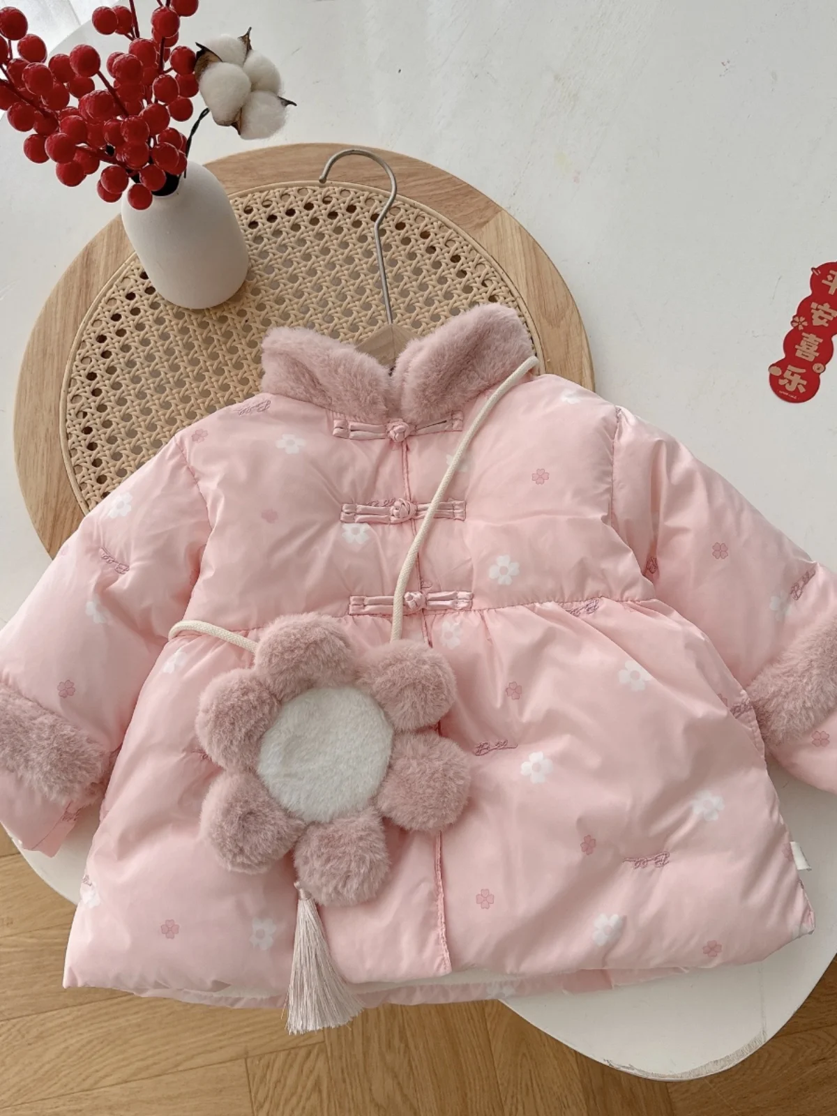 

Корейская зимняя куртка из утепленного хлопка для девочек, новинка, праздничная одежда к концу года, длинный рукав, круглый вырез