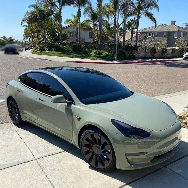 

DEREK Easy Install Khaki Green High Glossy Vinyl Wrap Car Film