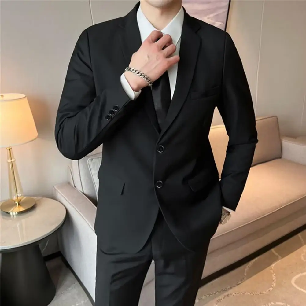 Lightweight Men Suit Coat Men's Slim Fit Lapel Suit Coat with Button Closure Flap Pockets Solid Color Business Outwear for A