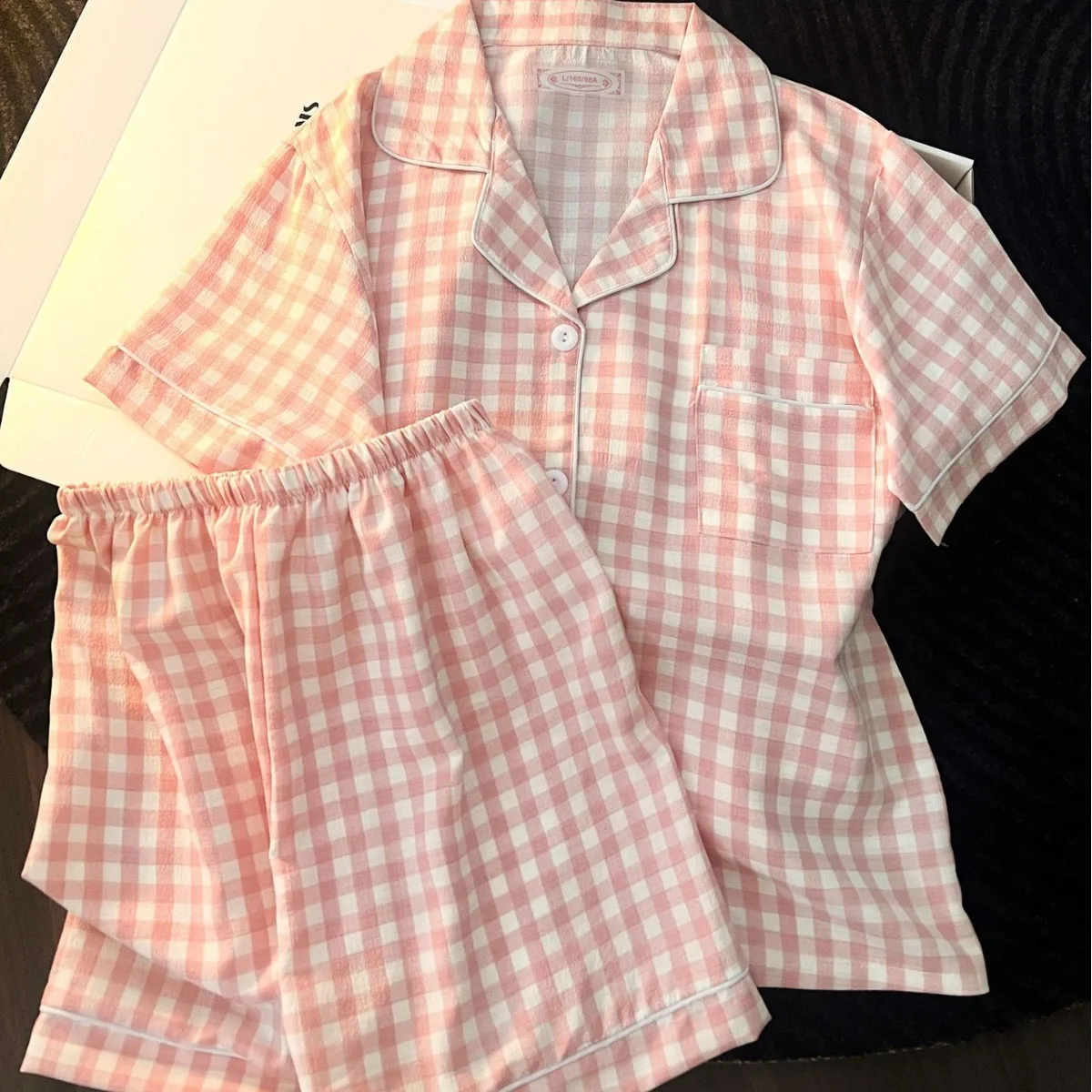 

Корейская версия женской пижамы: летняя новинка из пузырчатого хлопка, шорты с коротким рукавом, в клетку, простой свободный крой, милая домашняя одежда, летняя одежда