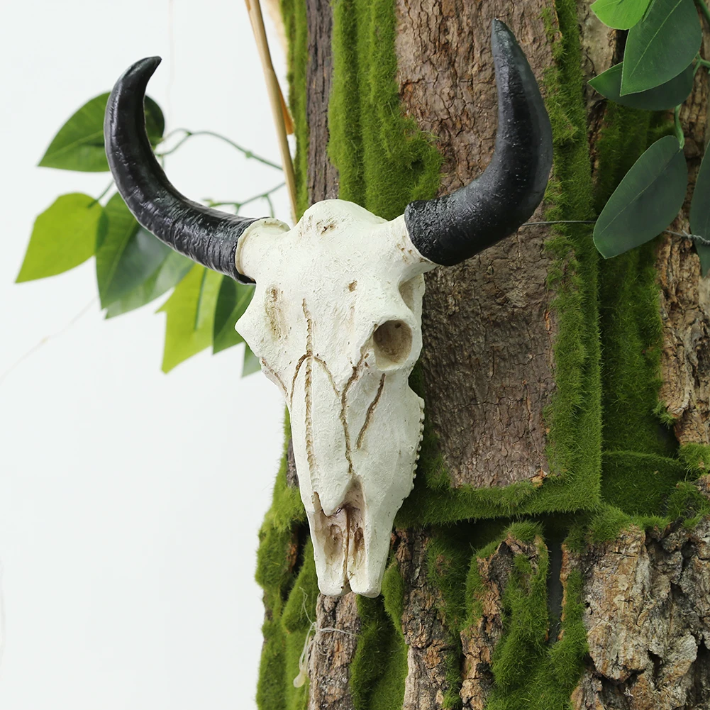 Bull Head Pendant Wall Hanging Longhorn Cow Skull Head Ornament Figurines Crafts Fashion Realistic for Home Halloween Decor