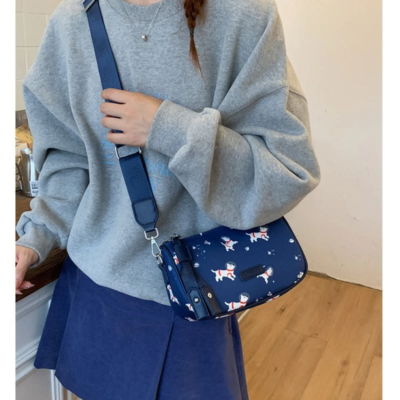 

Minimalist Print Small Bag Women's 2025 New Trendy Oxford Fabric Pillow Bag Autumn Winter Casual Wide Strap Crossbody Purse