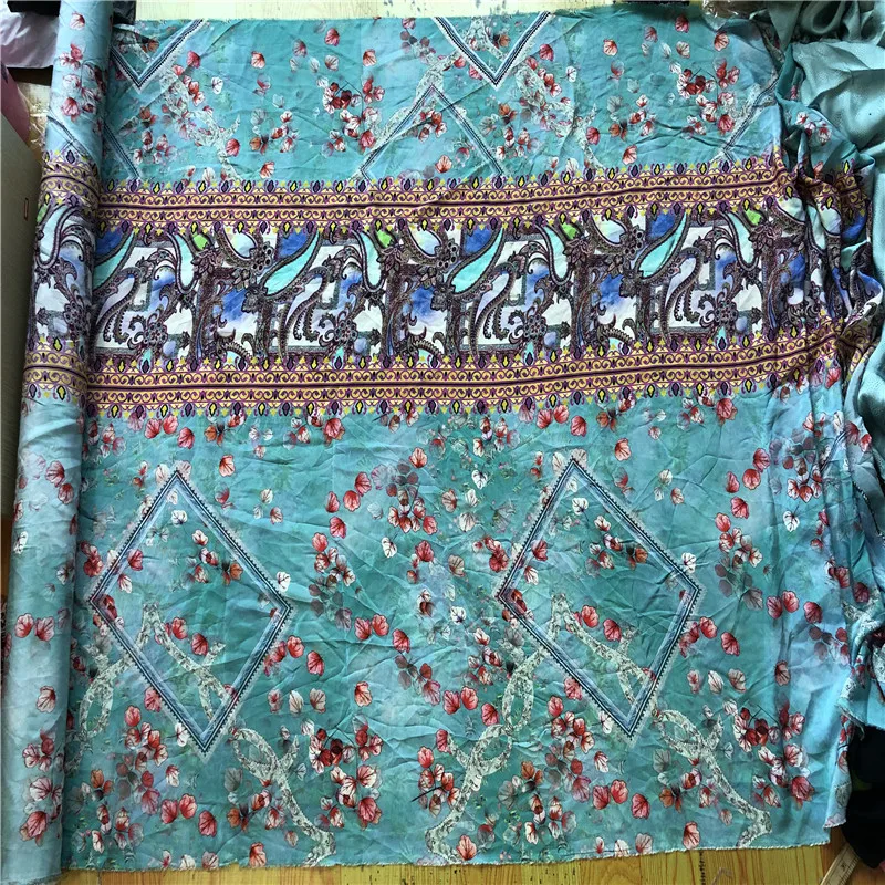 1 meter 100% Mulberry Silk 13 momme Crepe Silk Fabric Blue Floral Printed 110cm 43\