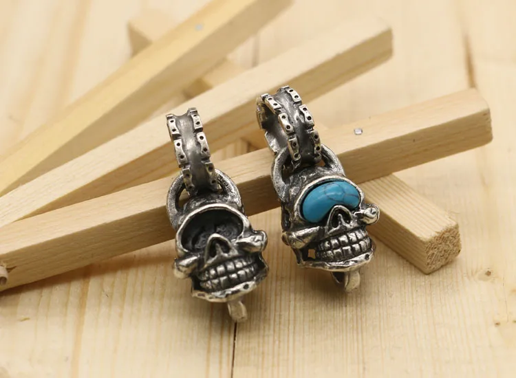 Blue Pine One eyed Skull Head European Punk Men's Wild Necklace Silver Pendant Retro Retro Retro Fashion Jewelry