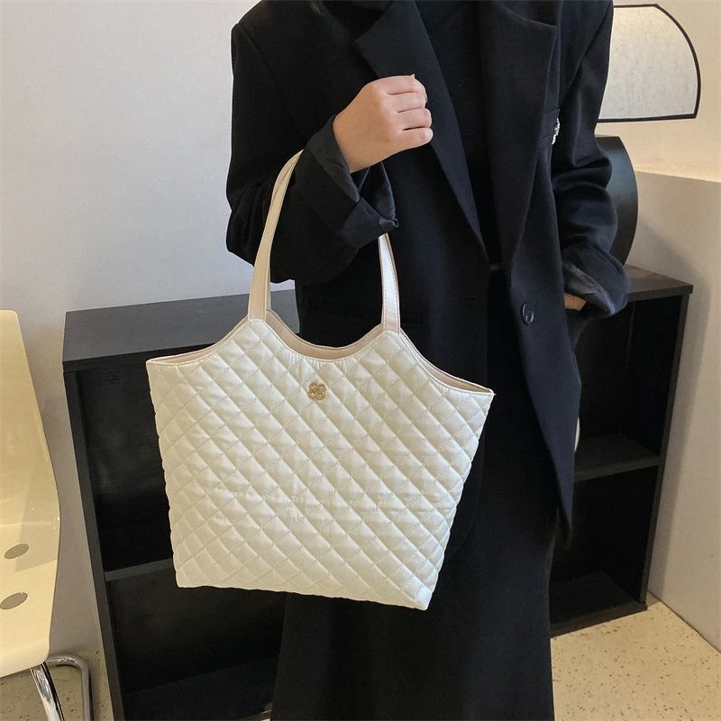 2023 New Large Capacity Tote Bag For Women Vintage Handbags Luxury Designer Ladies Shoulder Messenger Bag Purse Bolsa Feminina