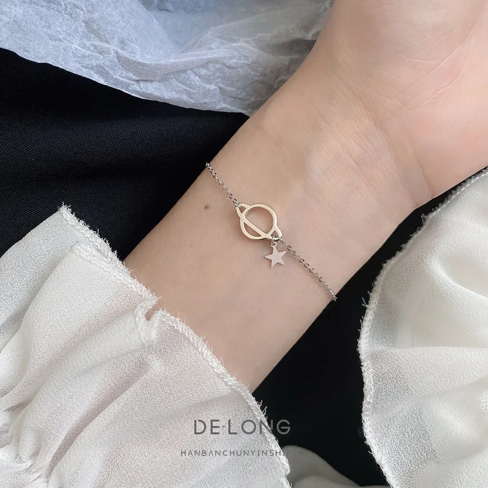 Gelang perak S925 cantik dan menarik, dengan desain sederhana Planet semesta untuk wanita