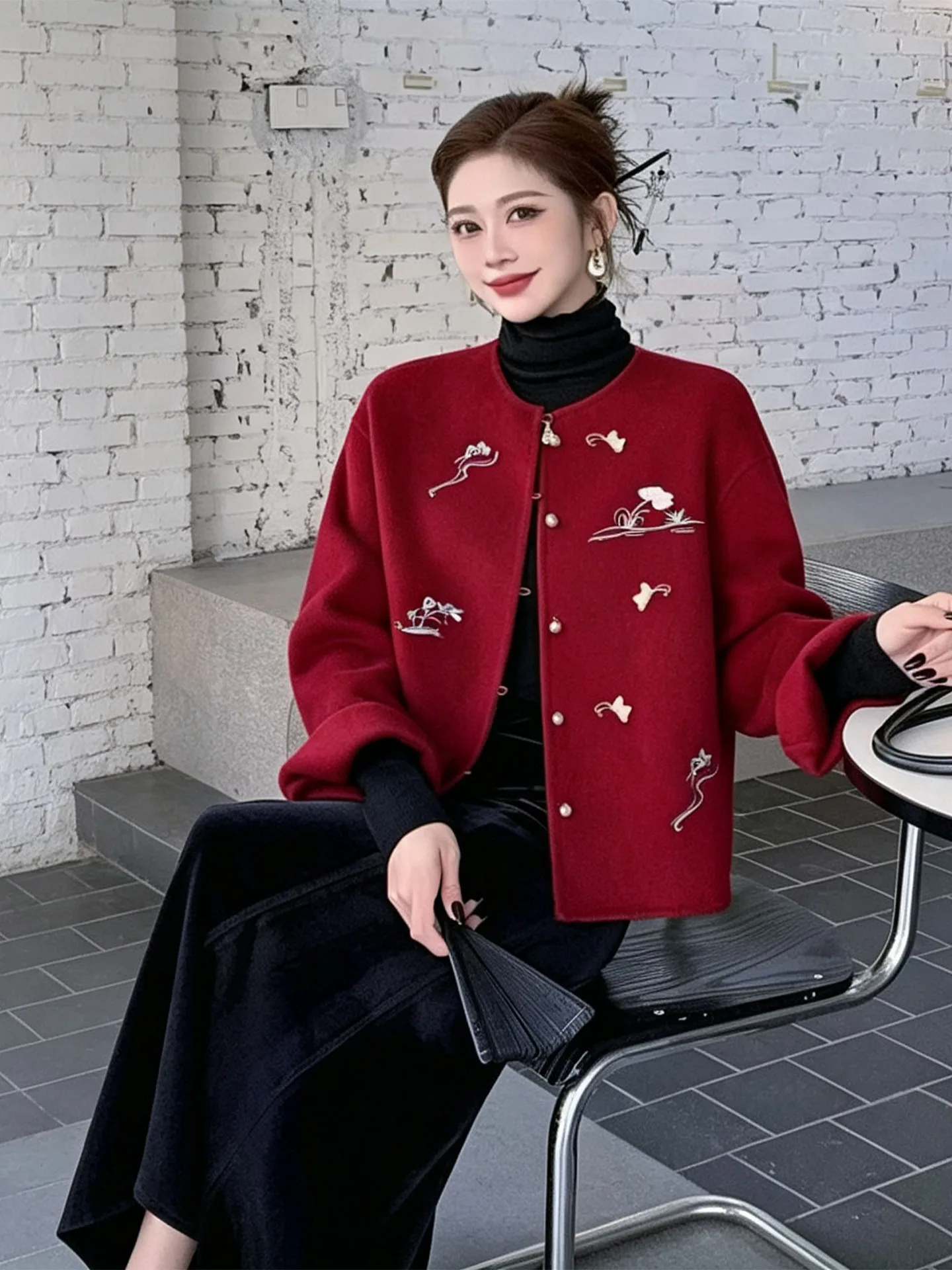 2026 New Autumn Winter Women Chinese Style Wool Coat Red Delicate Embroidery Frog Buttons High End Short Loose Wool Outerwear