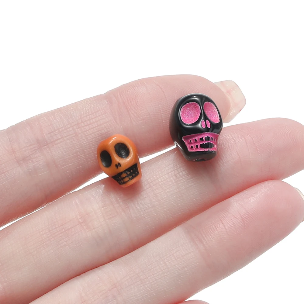 100pcs Colorful Skull Shape Beads Acrylic Spacer Loose Bead for Halloween Earrings Bracelet Necklace DIY Jewelry Making Supplies
