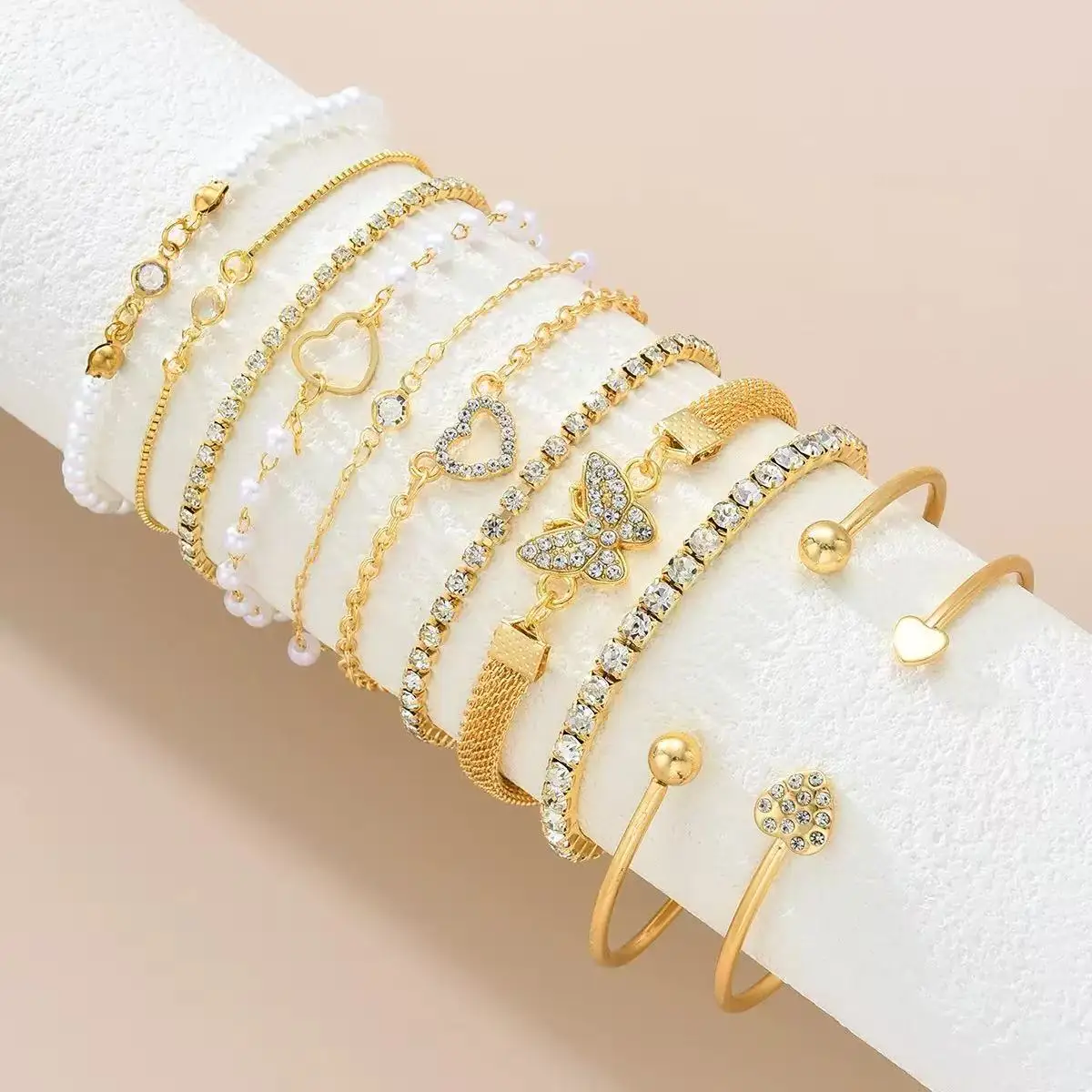11 Pulseiras Femininas Boêmias com Pérolas e Cristais em Formato de Coração, com Logotipo Ilimitado, Conjunto de Pulseiras Douradas Vintage Elegantes, Nova Joia de Férias