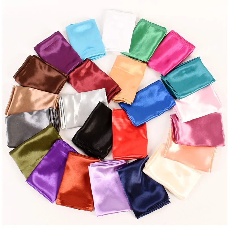 Foulard carré de luxe en soie unie de 60 cm pour femme, en satin, doux, pour le cou, les cheveux, comme bandeau, pour sac, ou comme hijab