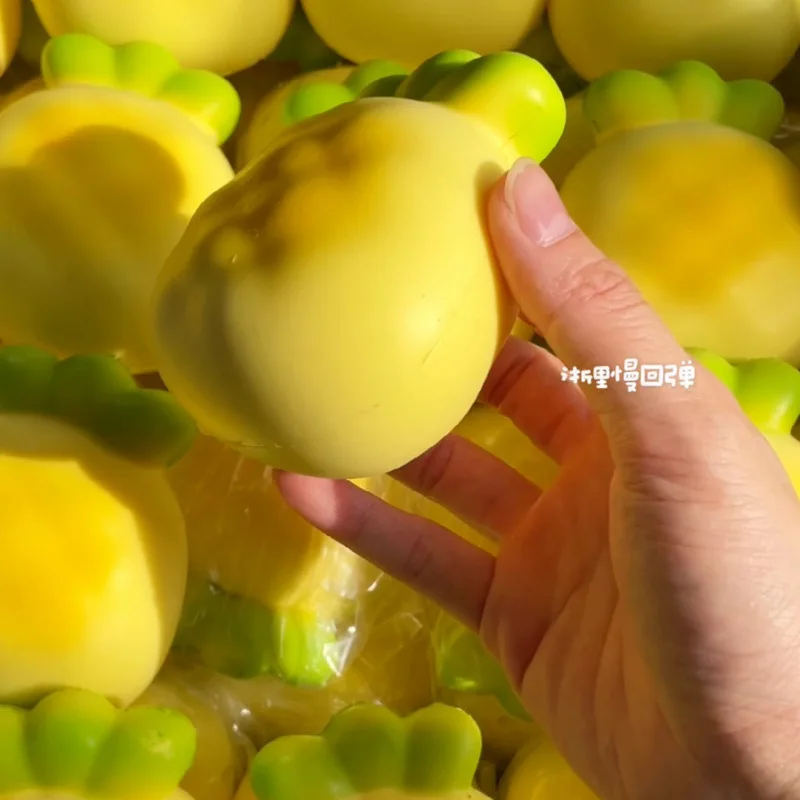 Bagnato Morbido Realistico Ananas Anguria Mango Pera Nera Pizzico Agitarsi Giocattolo Aumento Lento Agitarsi Divertente Spremere Squishy Giocattolo Regalo