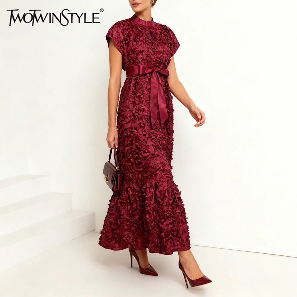 

TWOTWINSTYLE Solid Spliced 3D Flower Elegant Long Dresses for Women O Neck Sleeveless Patchwork Lace Up Dress Female Clothes New