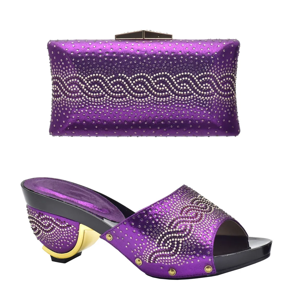 

New Gold Color Shoes and Bag Set Decorated with Rhinestone Nigerian Shoes and Bag Set for Women Italian Women Shoes and Bag Set1