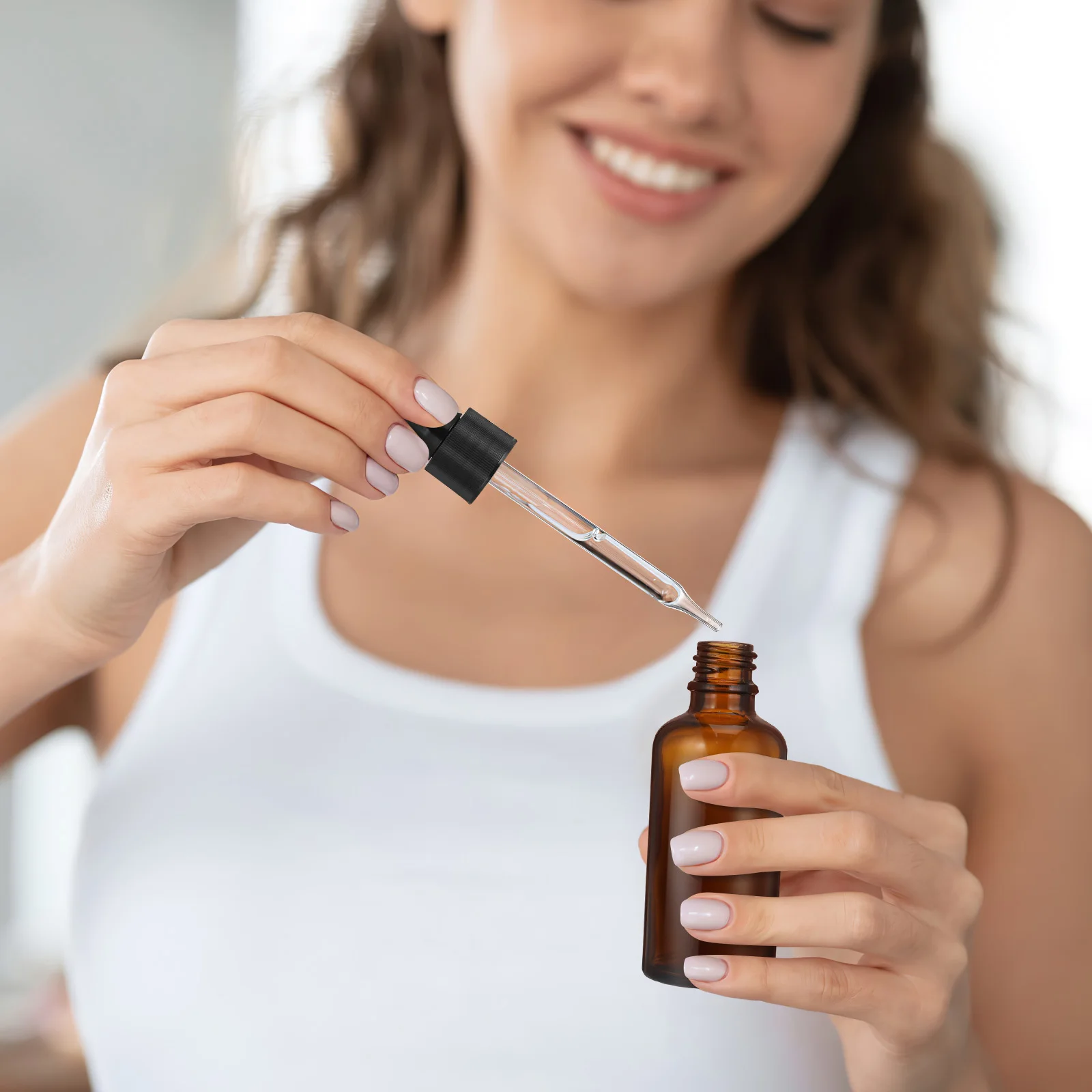 

12pcs 50Ml Essential Oil Bottle Glass Perfume Container For Women Small Travel Kit Sample Liquid Carrier Brown Skincare Tool