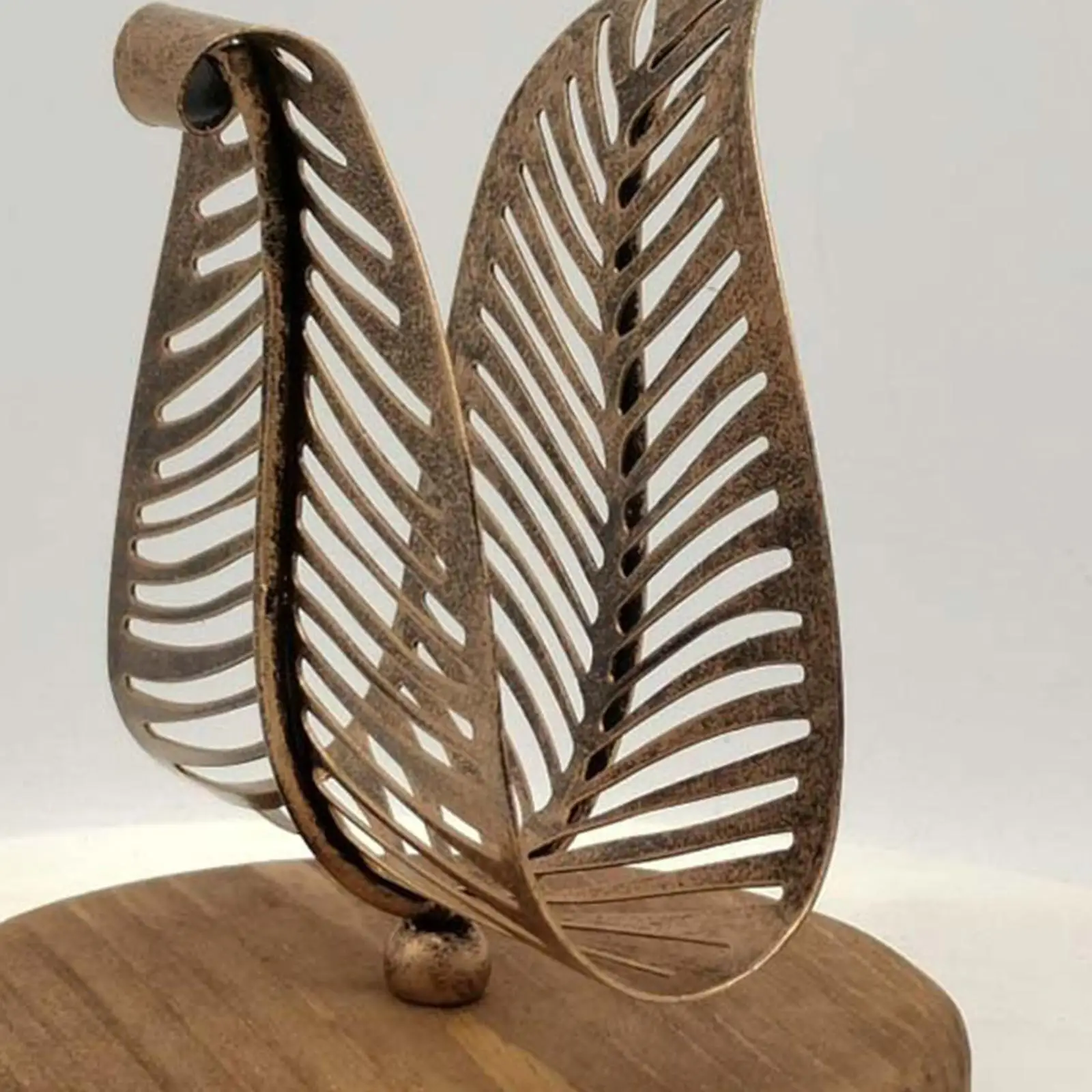 Metal Napkin Holder Vintage Leaf Tissue Holder Napkin Dispenser Gold Napkins Paper Towel Holder for Desktop Hotel Decoration