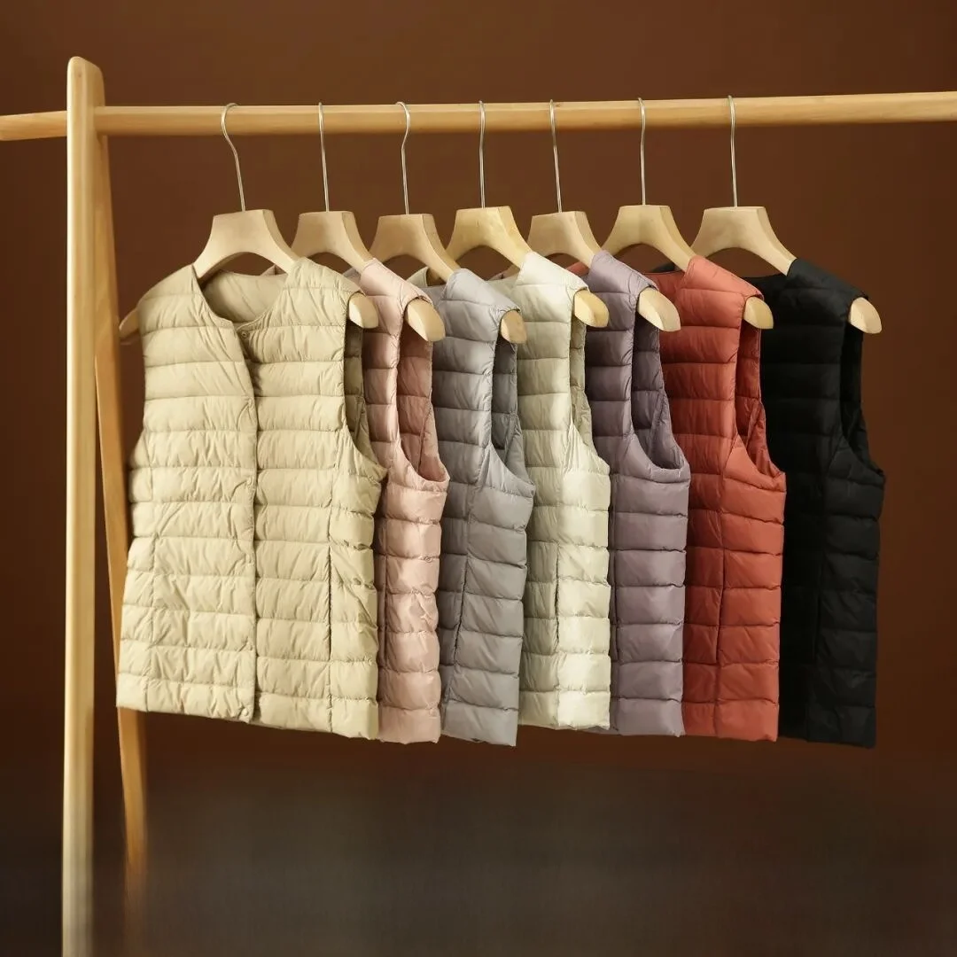 

Men's Fce Vest 90 Du down V-ne Autumn Winter Faionable Youth Single Button Closure Color Slim Fit down Vest