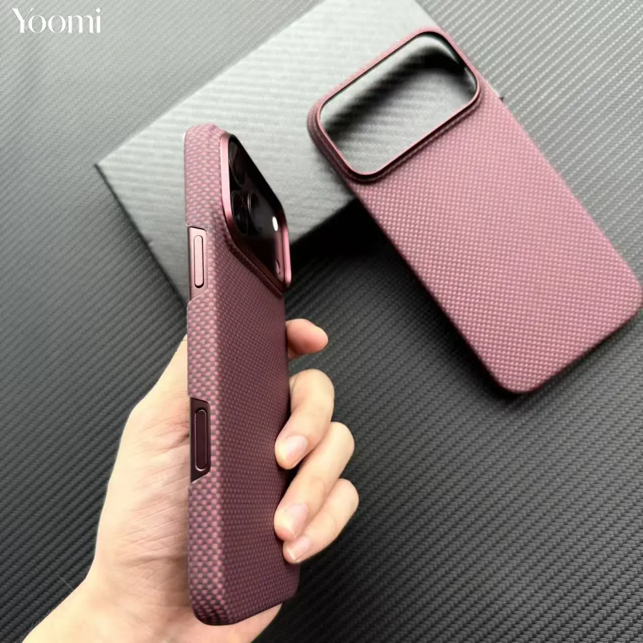 Etui z włókna aramidowego Kevlar do iPhone 18 17 Pro Max z funkcją MagSafe, pokrowiec z włókna węglowego, ultracienkie magnetyczne etui do iPhone 18 Pro Max. — zdjęcie produktu 3