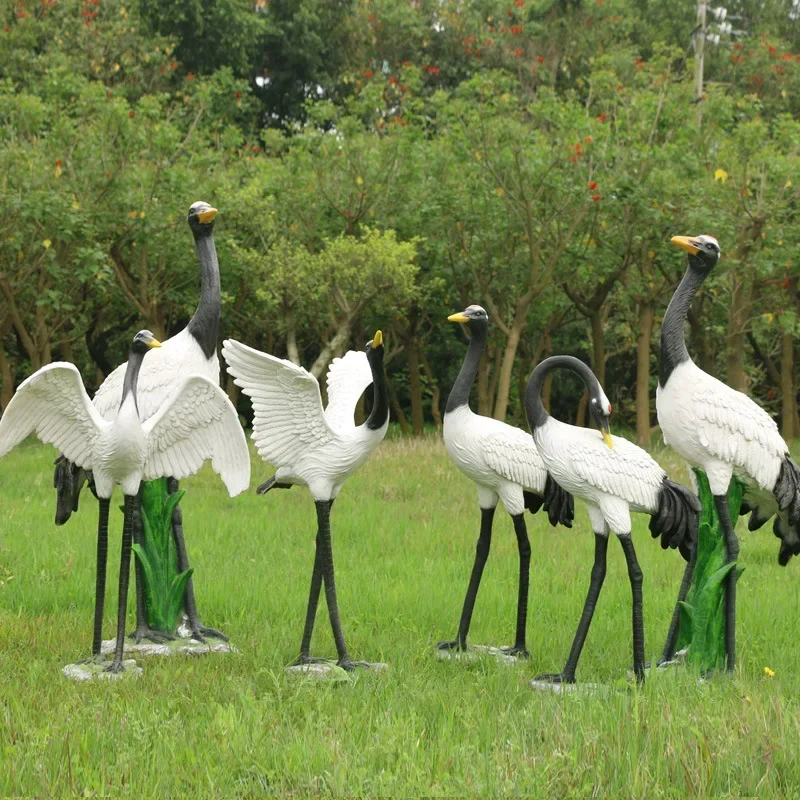 Outdoor fiberglass crane animal ornament simulation red-crowned crane animal sculpture  garden landscape