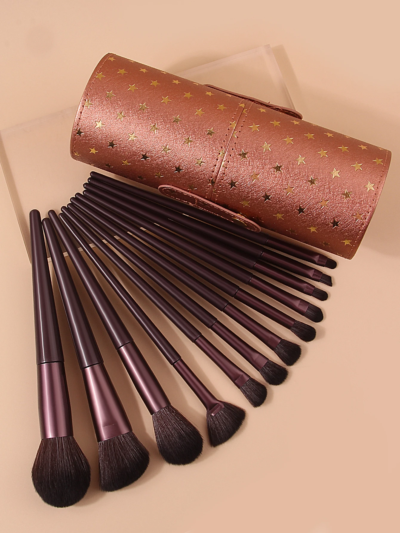 Essentieel voor beginners! Makeup Bucket Make-upborstelset van 12 make-up, oogschaduw met zachte basis en alles-in-één gezichtsborstels