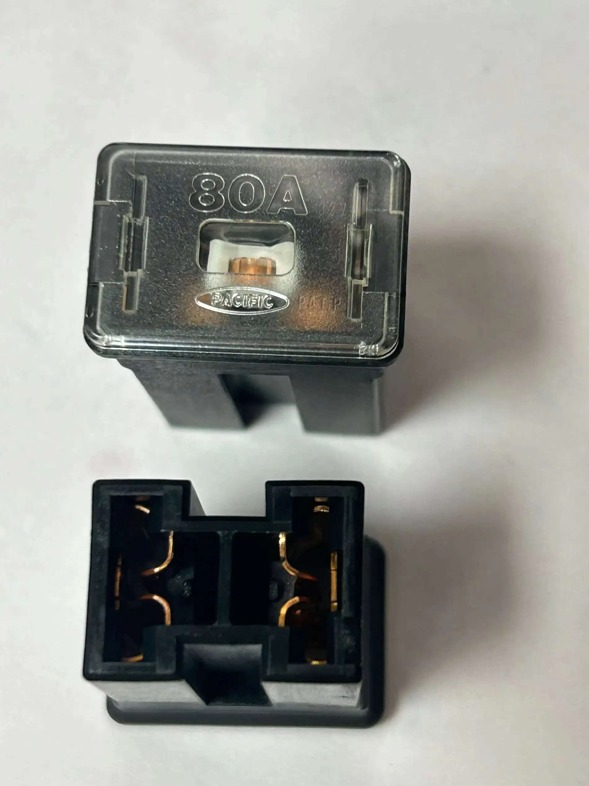 1 SZT. Samochodowy Bezpiecznik Topikowy OEM 32V D22 50A 60A 80A 24370-C9980 Kompatybilny z Nissan — zdjęcie produktu 7