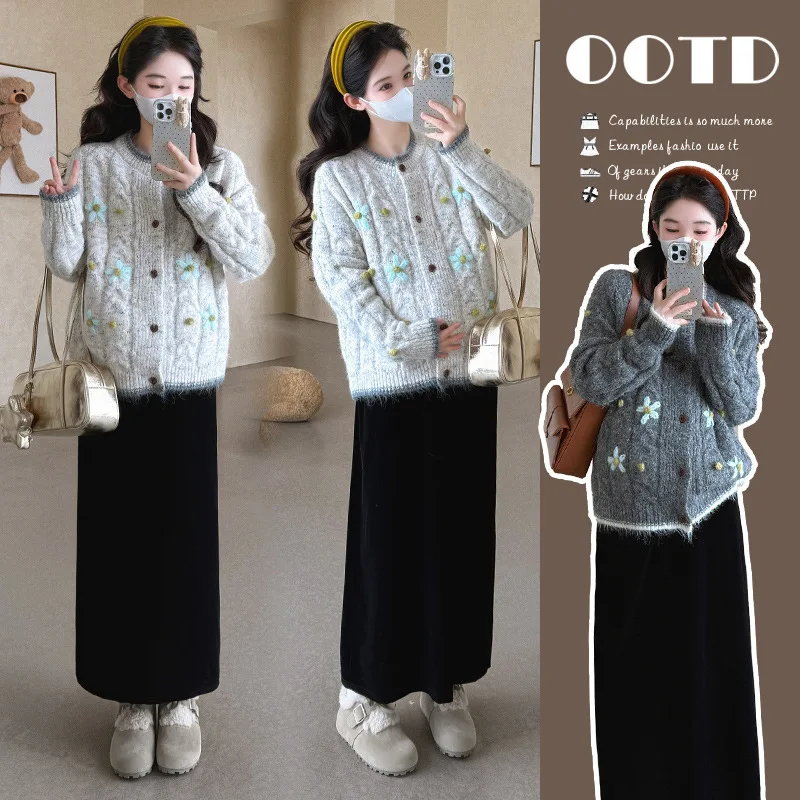 マタニティスーツ-2025年秋新作-フレンチスタイル-花柄-クルーネック-シングルブレスト-セーターと黒のミディスカートのツーピースセット