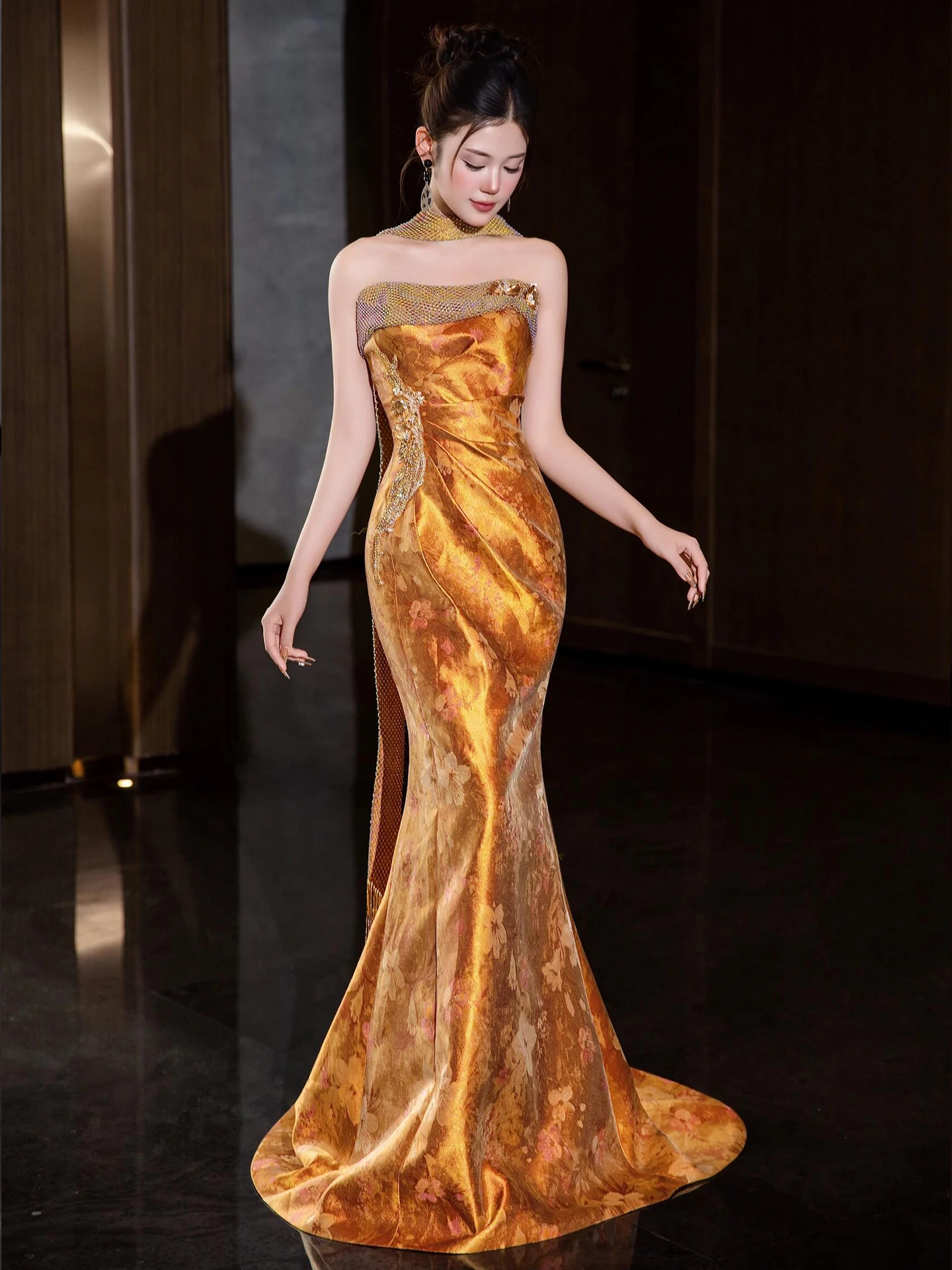 

New Chinese Sle Morning Robe Women's 2026 New High-End Sensation Strapl Bride-to-be Wedding Dr Luxury Fi Tail Toast...