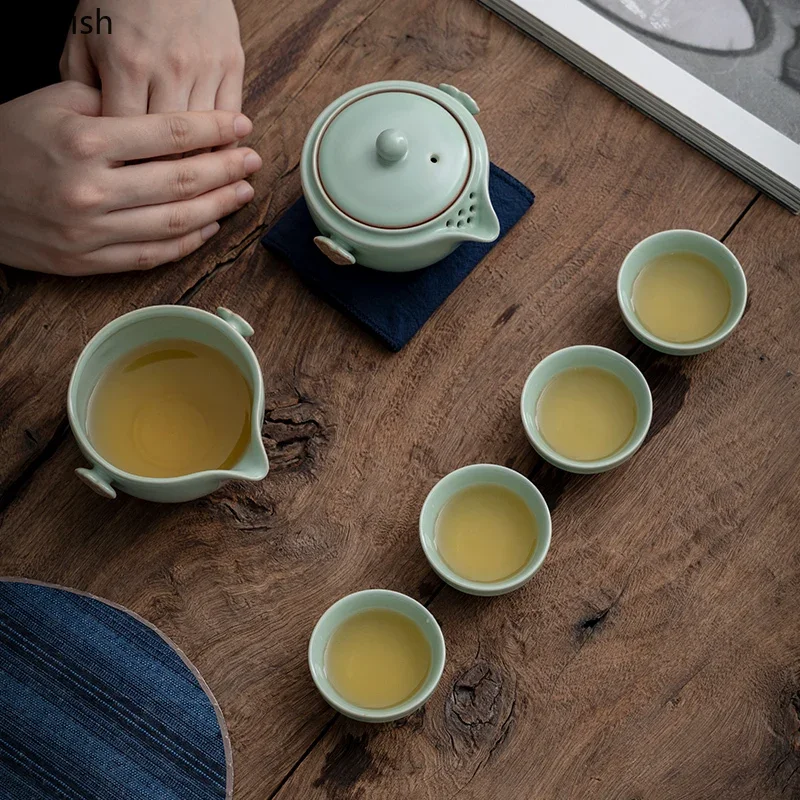 Portable Travel Tea Set Ceramic Kung Fu Tea Set Teapot Teacup Tea Making Equipment Tools One Pot and Four Cups Teaware Sets