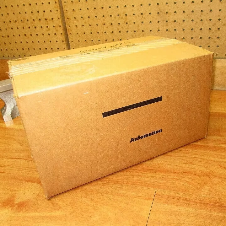 2711-B6C20L1 *НОВИНКА* Терминал оператора Panelview 600 2711-B6C20L1